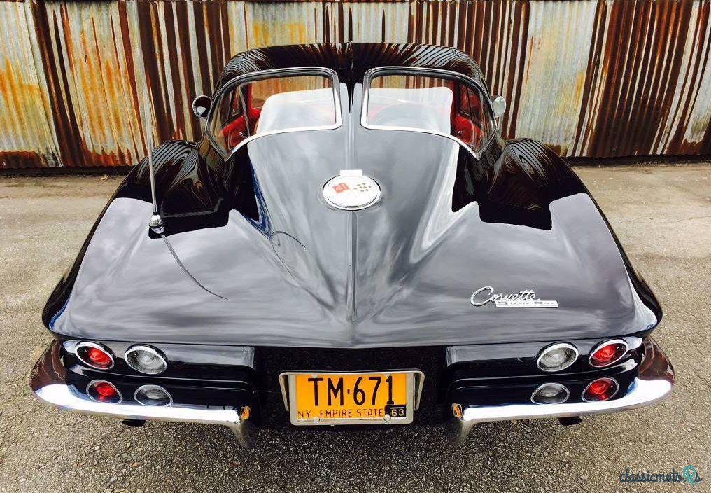 1963' Chevrolet Corvette photo #4