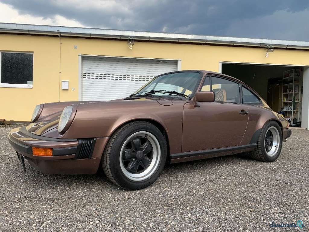 1980' Porsche 911 photo #1