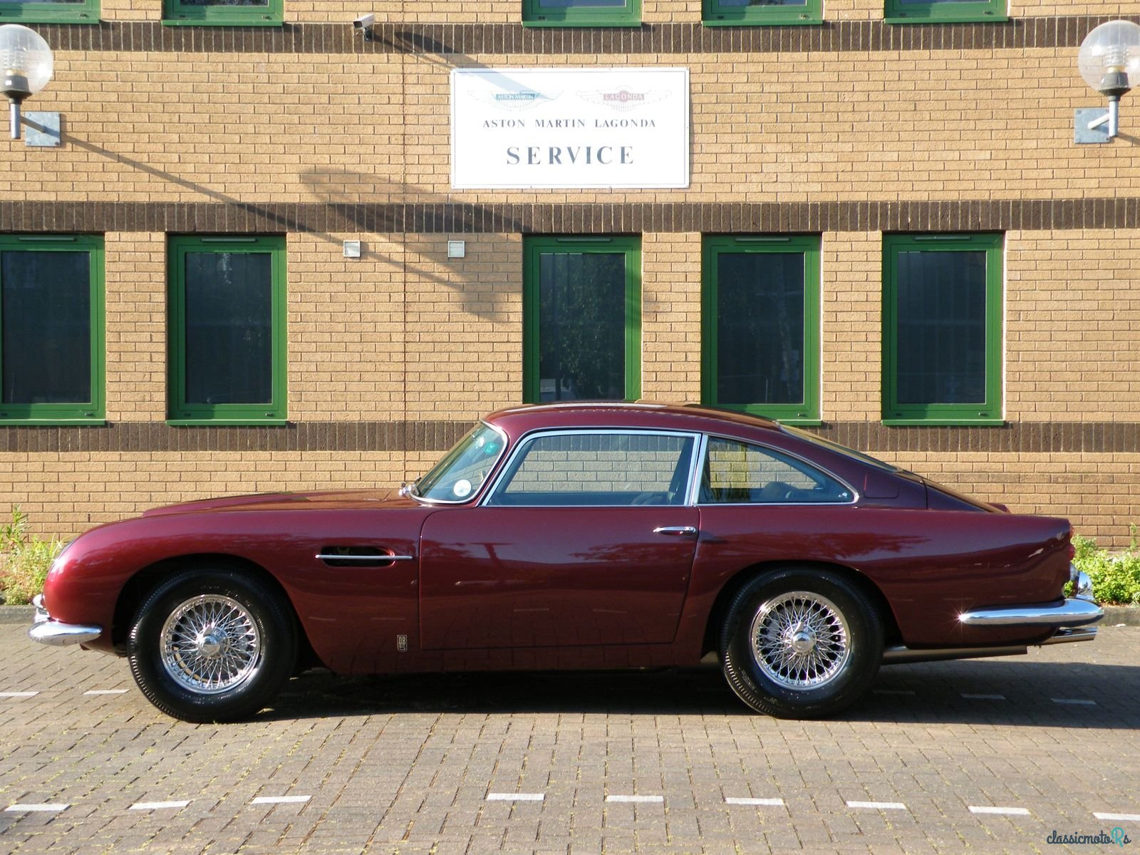 1965' Aston Martin DB5 photo #6