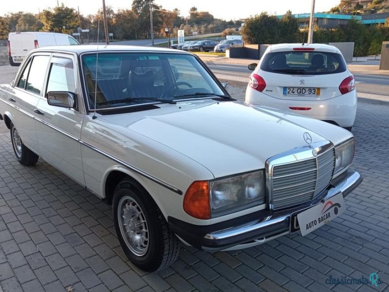 1979' Mercedes-Benz 300 photo #2