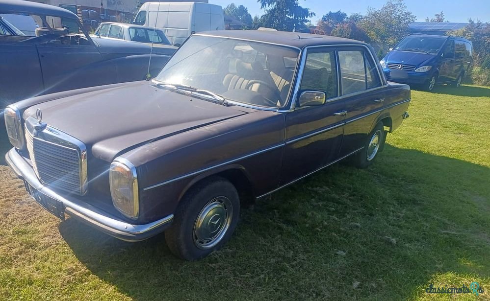 1974' Mercedes-Benz W115 photo #1