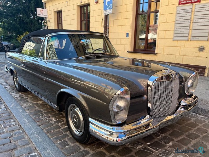 1962' Mercedes-Benz 220SE W111 photo #1