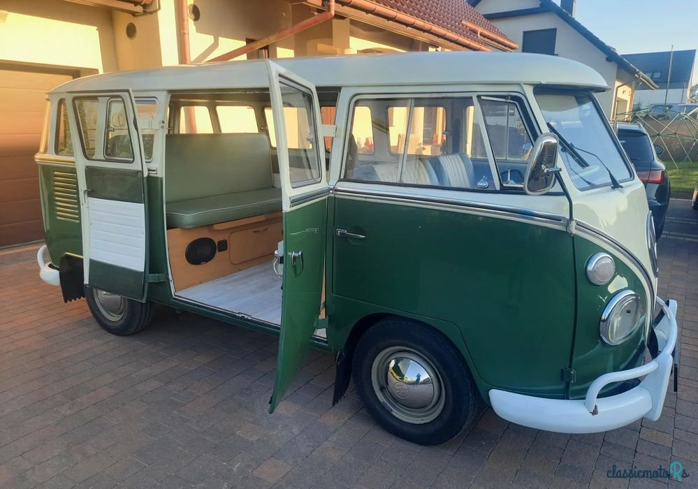 1970' Volkswagen Transporter photo #6