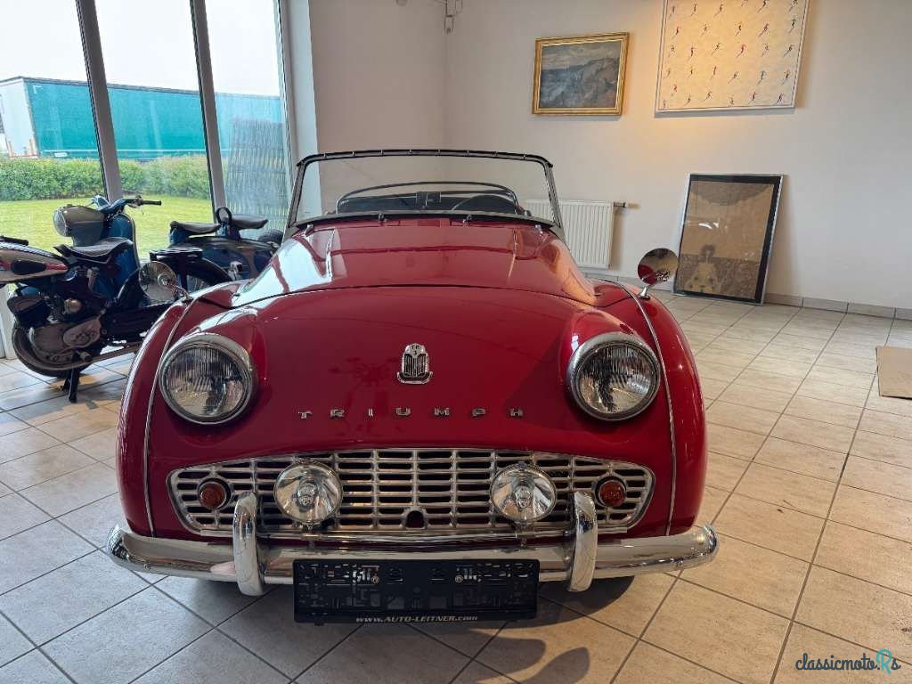 1962' Triumph TR3B photo #4