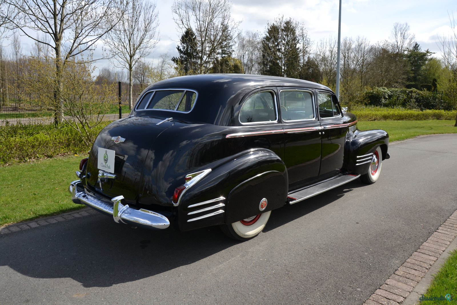 1941' Cadillac Fleetwood photo #3