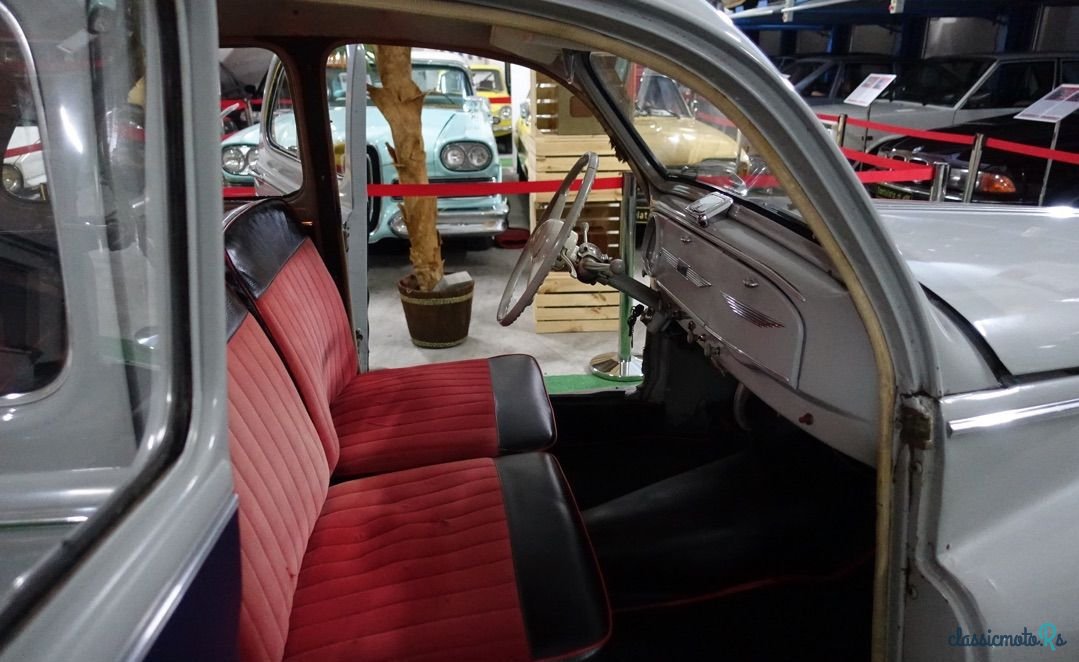 1958' Peugeot 203 photo #6