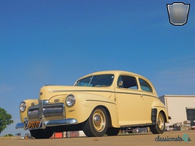 1942' Ford Super Deluxe photo #2