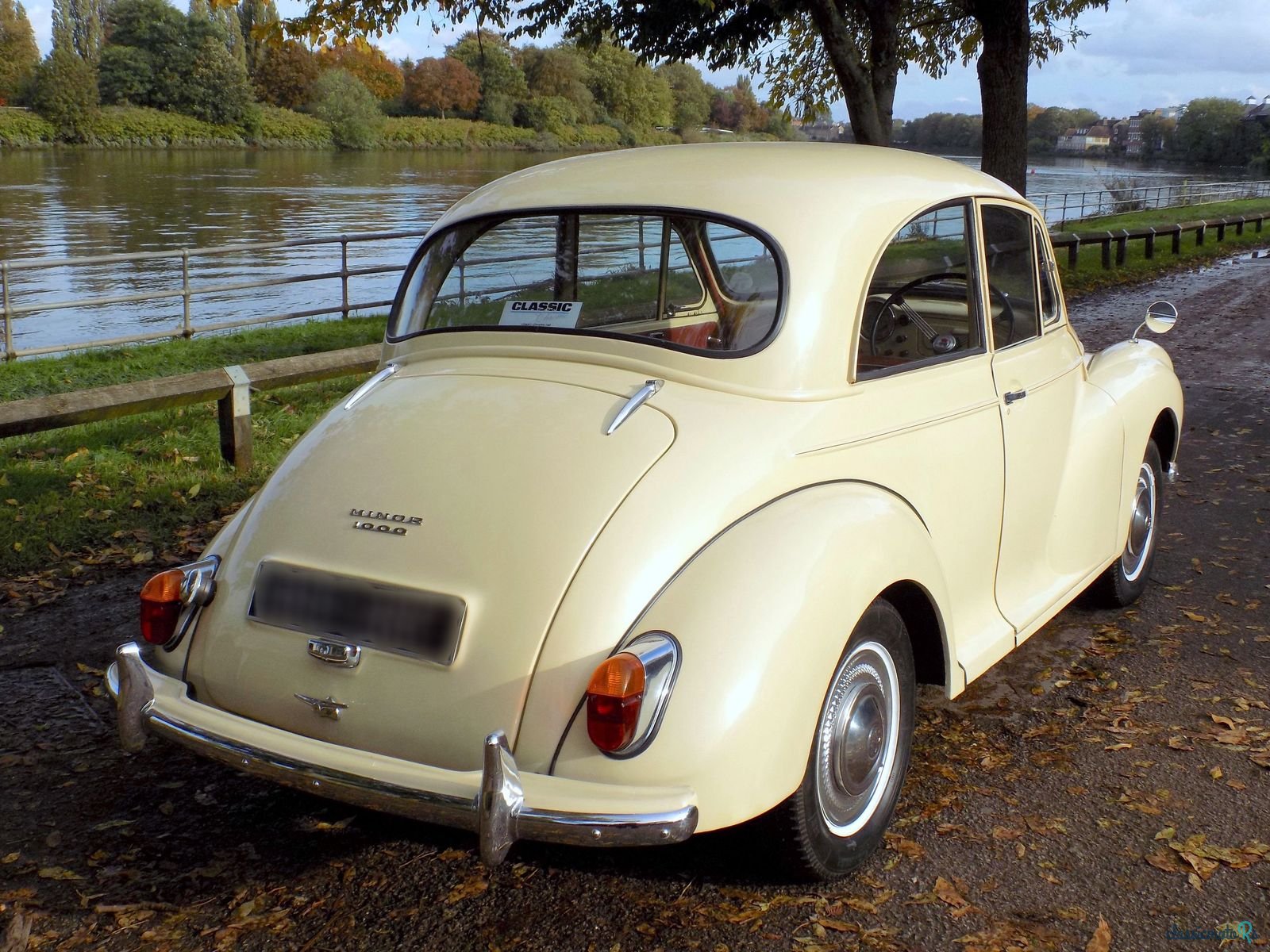 1957' Morris Minor photo #4