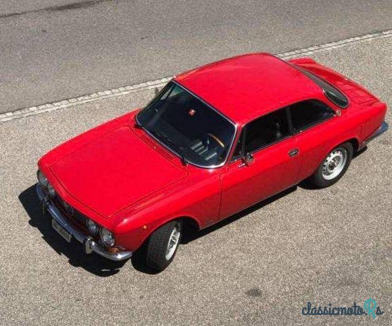 1972' Alfa Romeo Gt photo #4