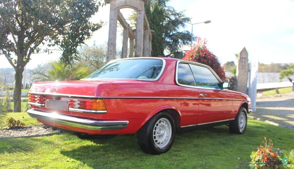 1983' Mercedes-Benz W123 photo #6