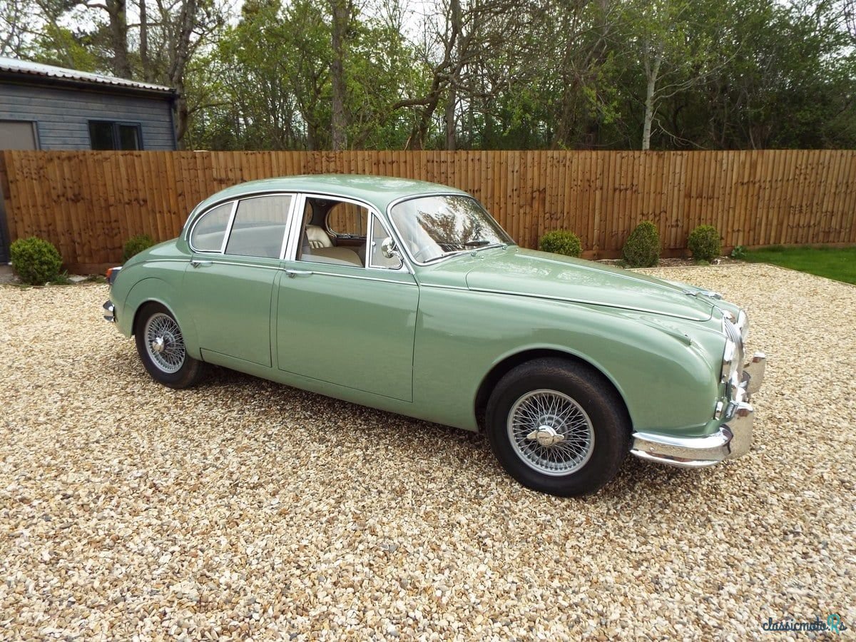 1967' Jaguar Mark 2 photo #2