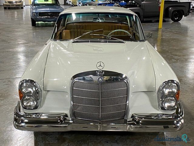 1967' Mercedes-Benz 250SE photo #3