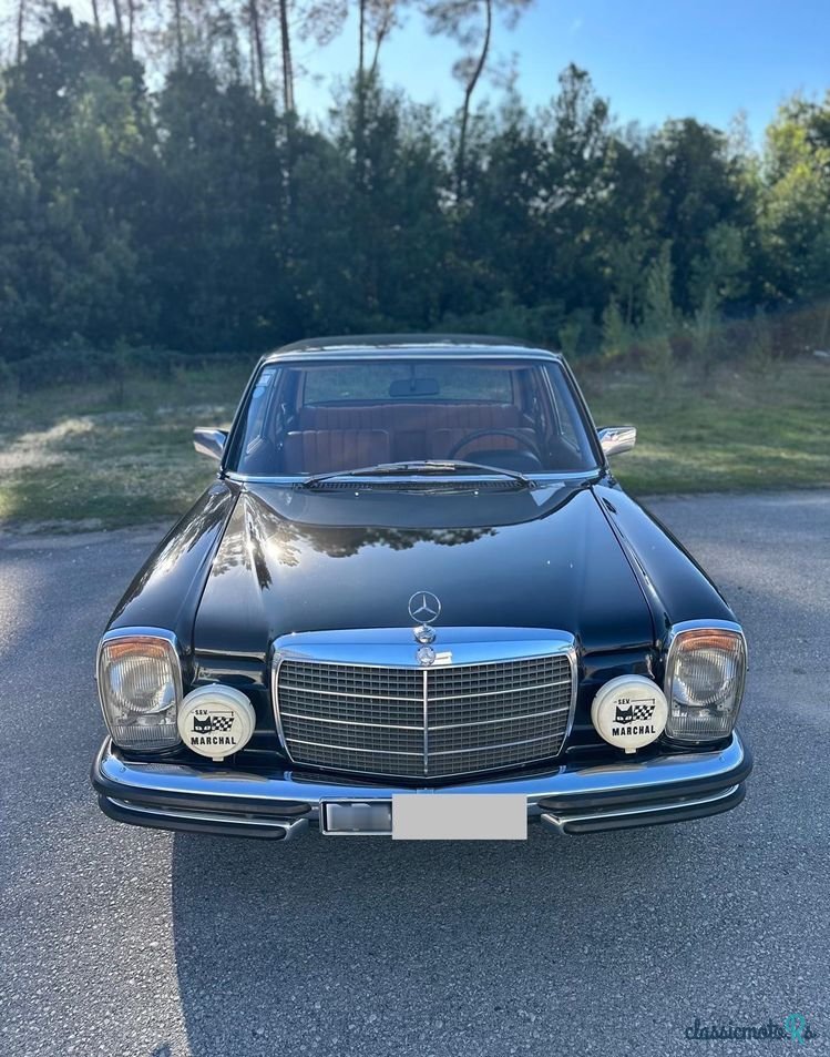 1974' Mercedes-Benz 230 photo #1