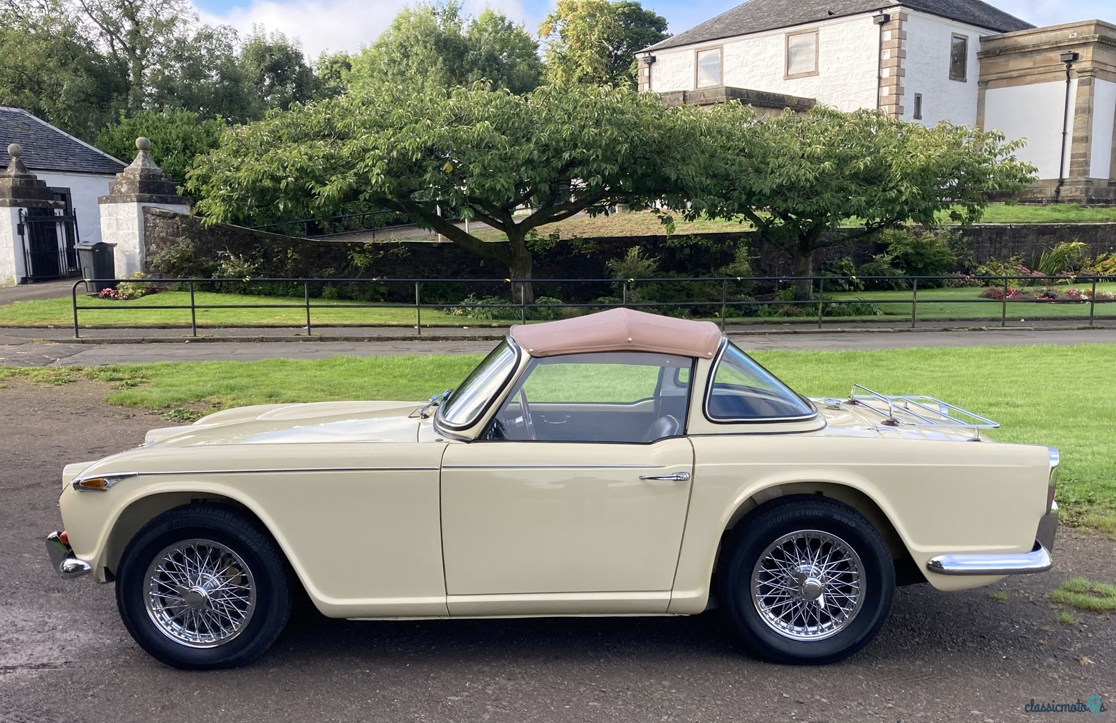 1967' Triumph TR4 photo #2