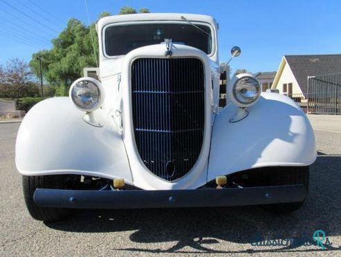 1936' Ford Model 68 Stakebed photo #3