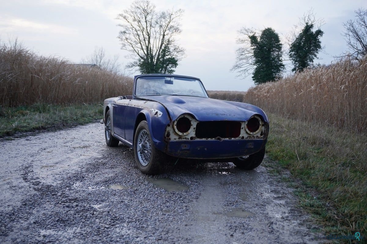 1967' Triumph TR4 photo #2