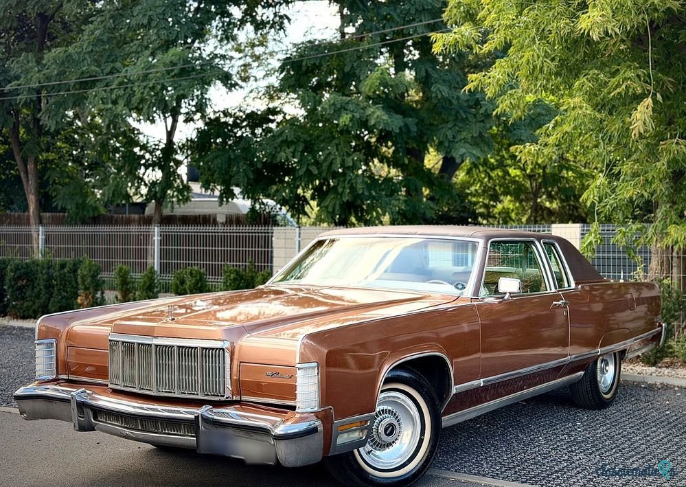 1976' Lincoln Continental photo #1