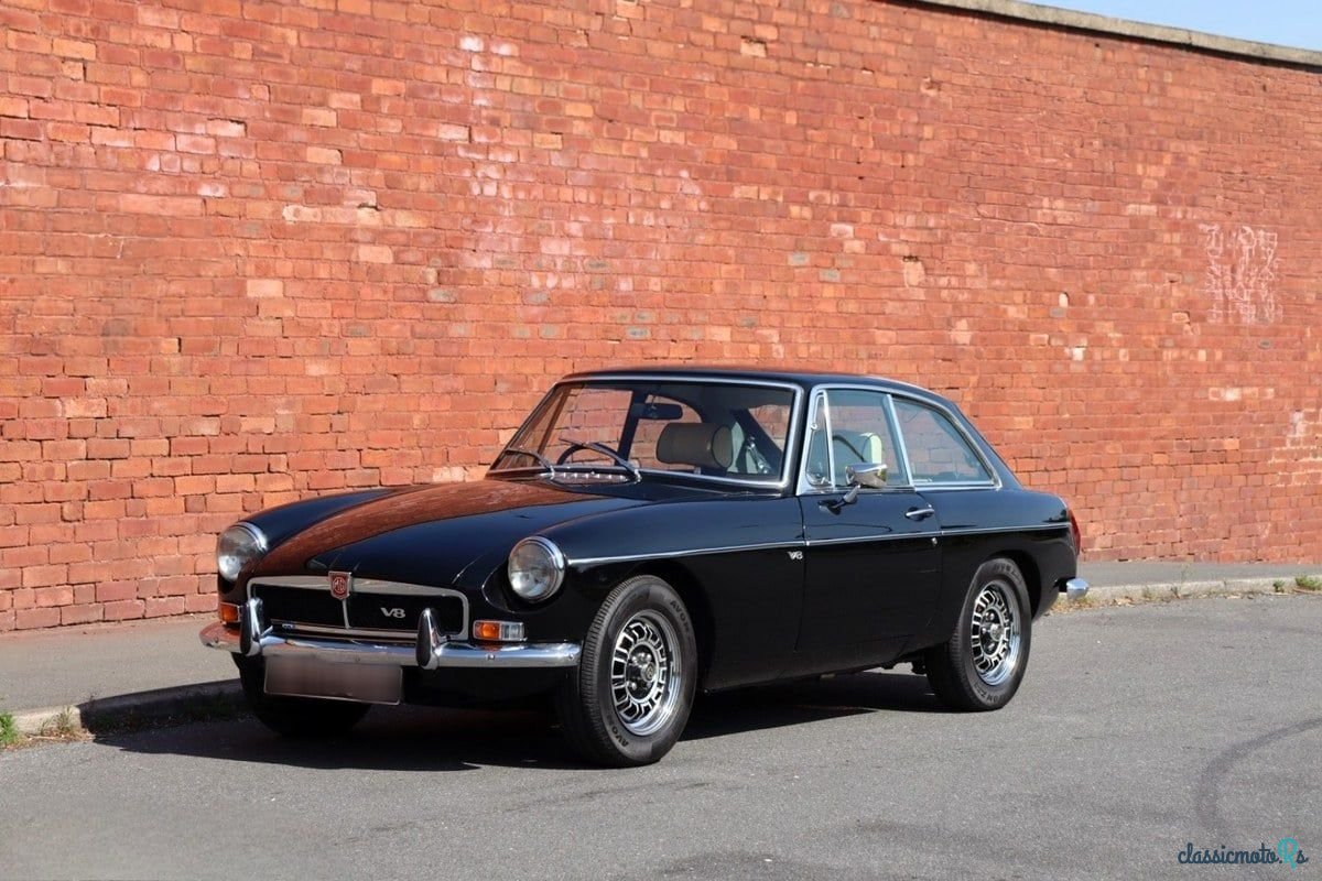 1975' MG MGB photo #1