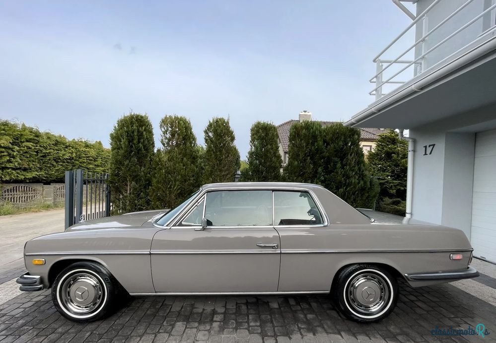 1969' Mercedes-Benz W114 photo #3