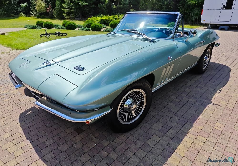 1966' Chevrolet Corvette photo #1