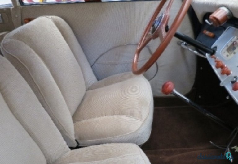 1942' Fiat 1500 photo #3