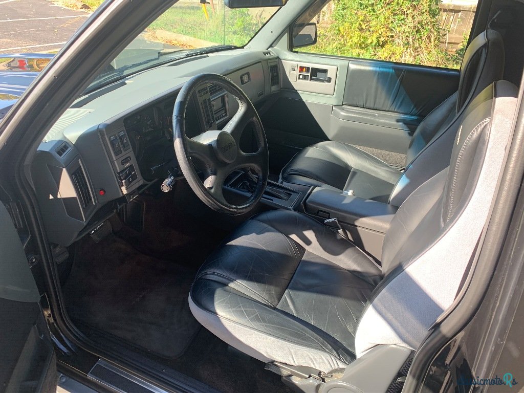 1991' GMC Typhoon photo #4