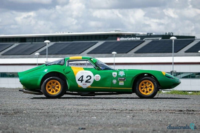 1965' Marcos GT photo #5