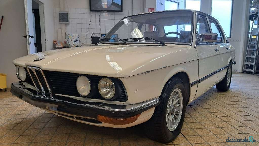 1977' BMW 518 photo #2