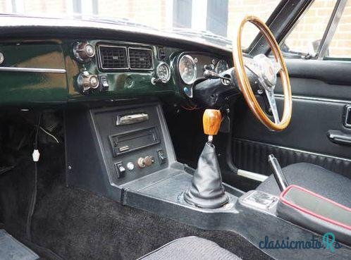 1975' MG Mgb Gt B Gt photo #5