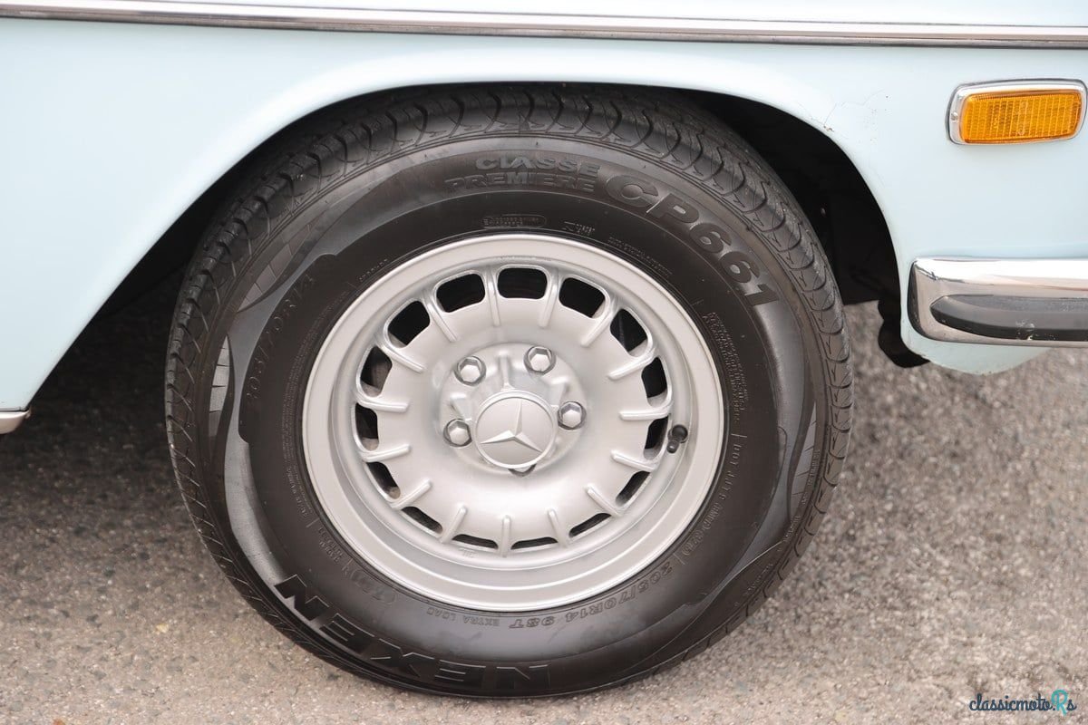 1974' Mercedes-Benz C Class photo #3