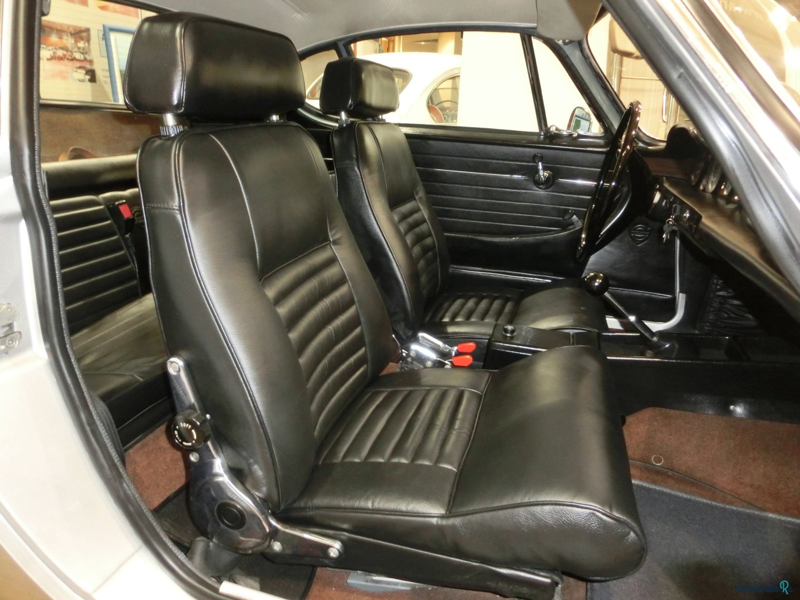 1972' Volvo P1800 E photo #4