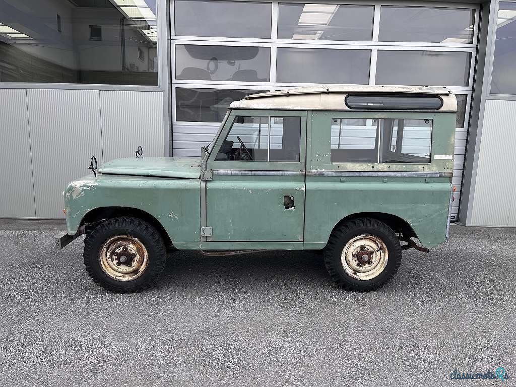 1974' Land Rover Defender photo #2