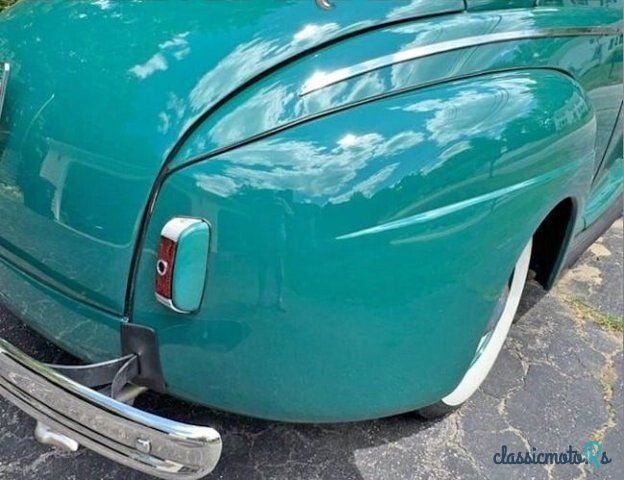 1941' Ford Super Deluxe photo #4