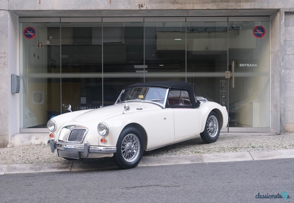 1960' MG MGA photo #2