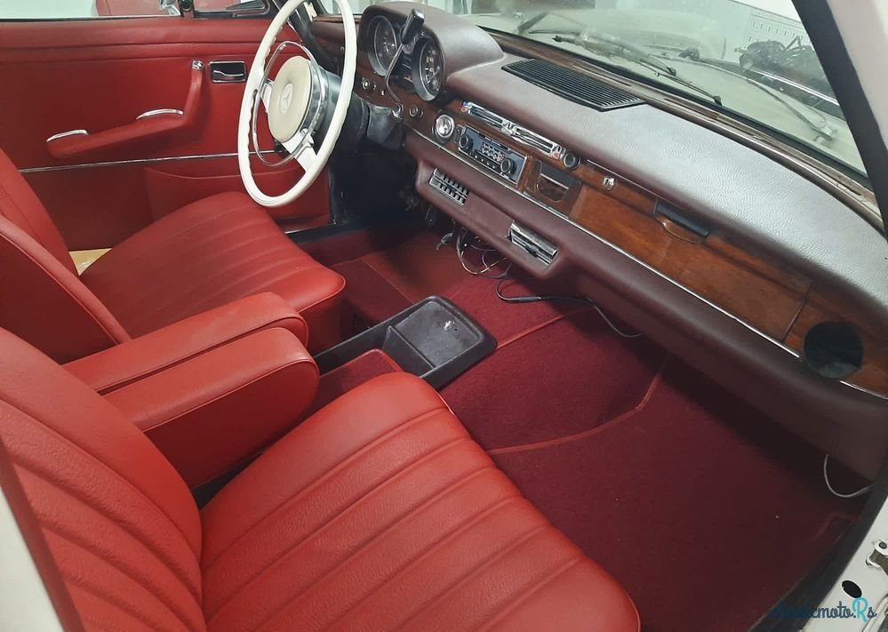 1971' Mercedes-Benz 280 photo #3
