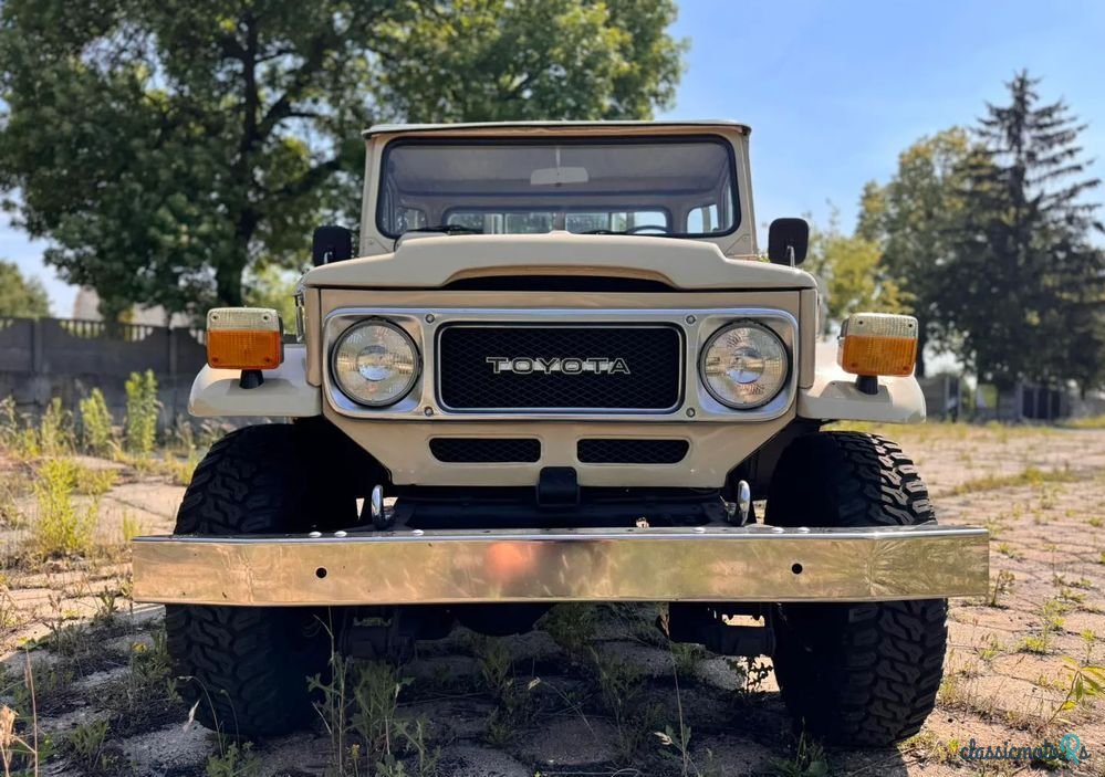 1980' Toyota Land Cruiser photo #2