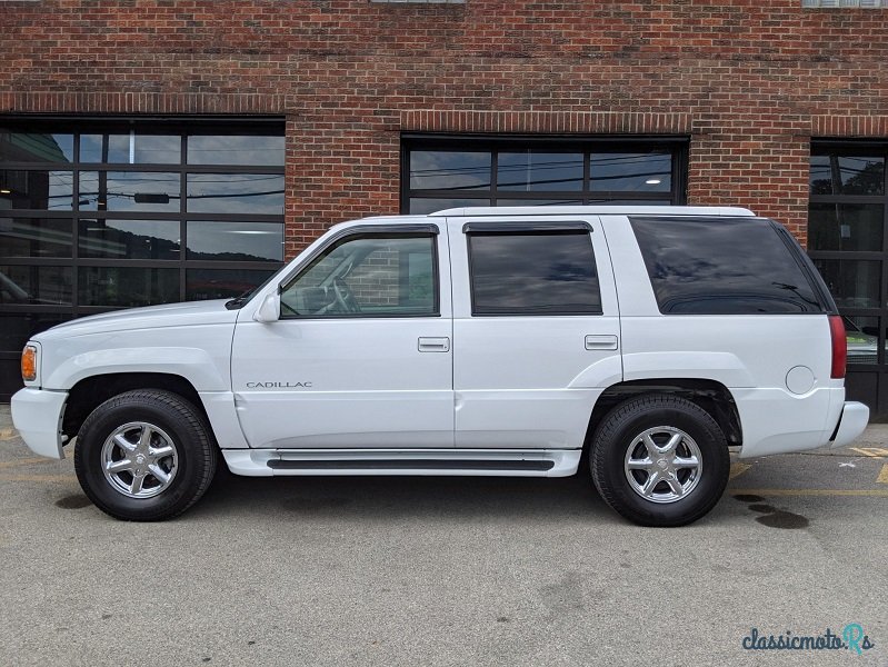 1995' Cadillac Escalade photo #2