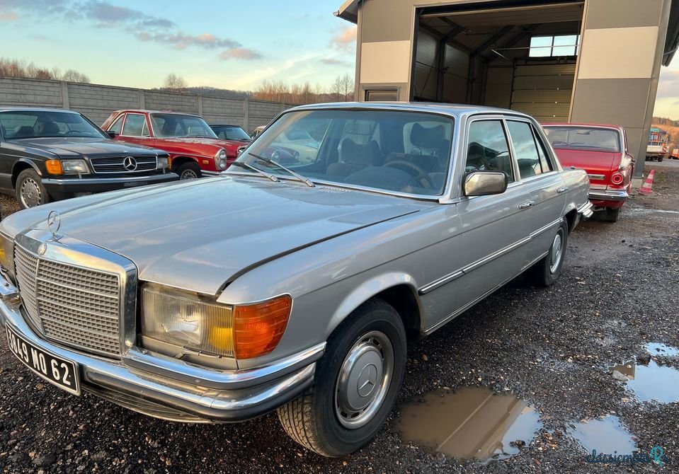 1977' Mercedes-Benz 280 photo #1