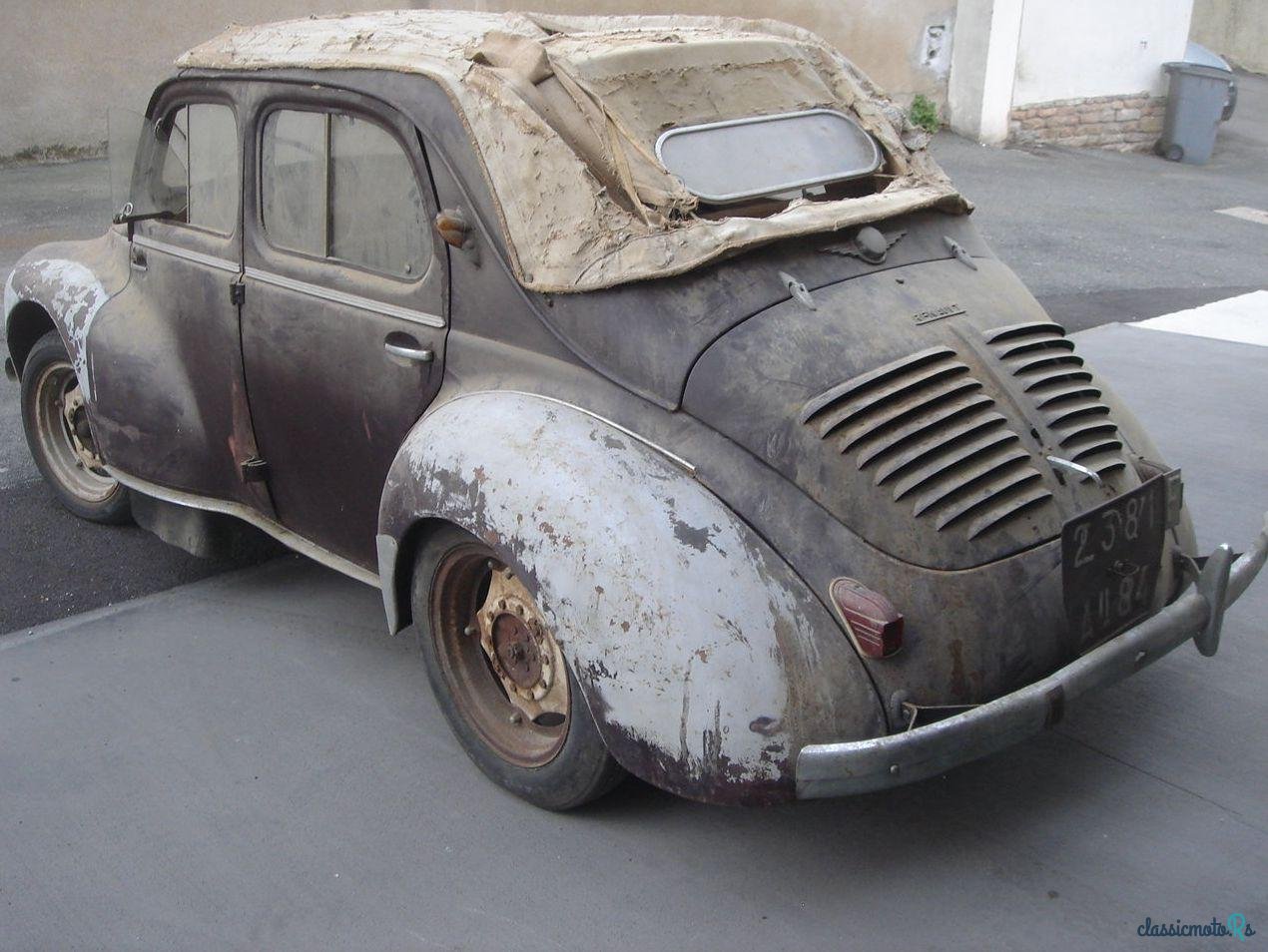 1950' Renault 4CV photo #1