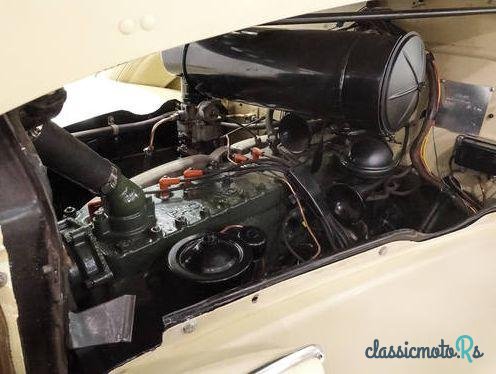 1940' Packard One Sixty Super Eight photo #4