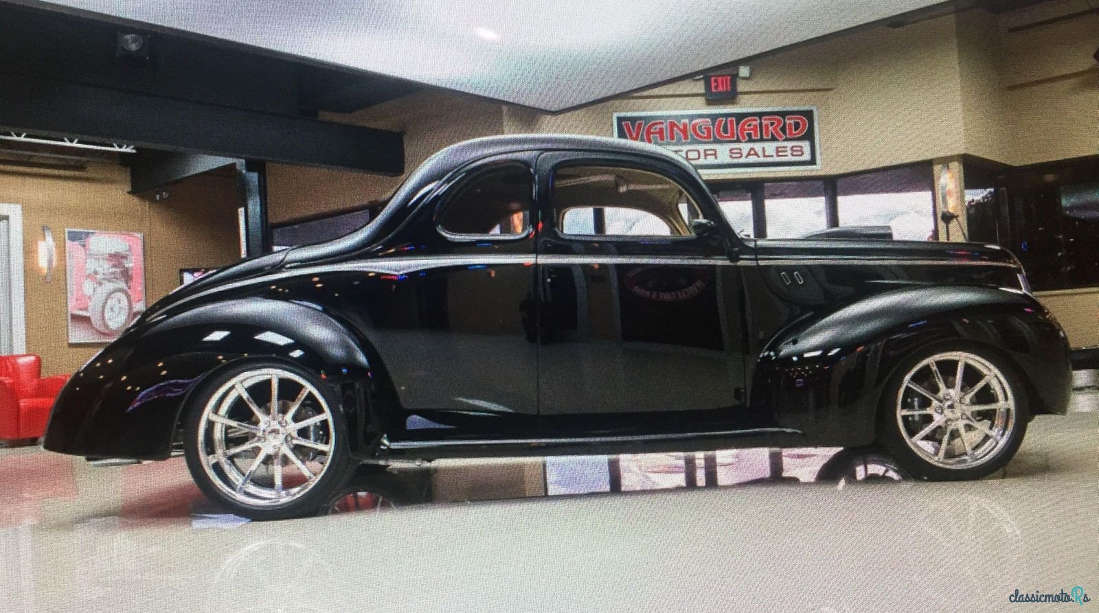 1940' Ford Deluxe photo #1