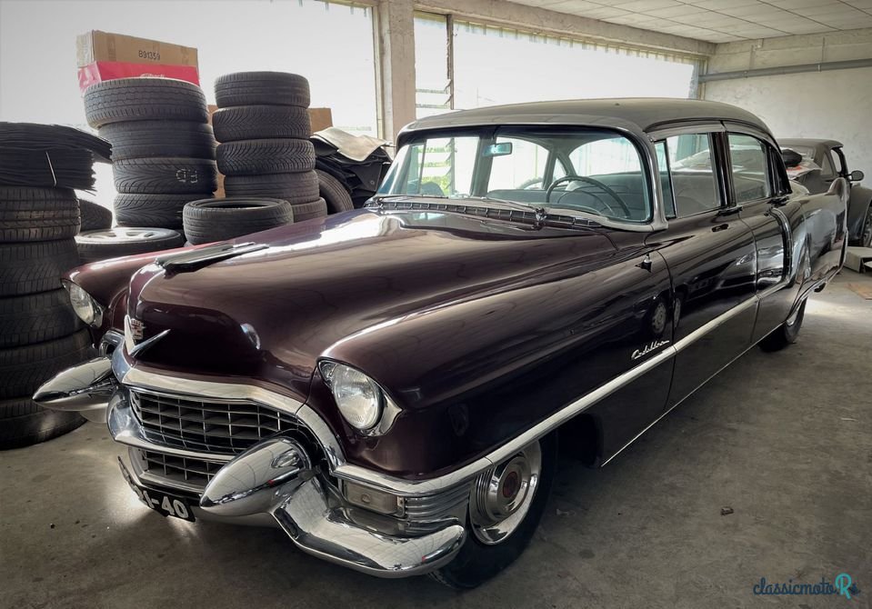 1954' Cadillac Series 62 photo #2
