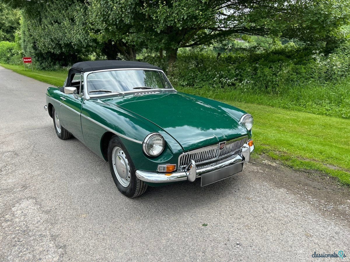 1969' MG MGB photo #1