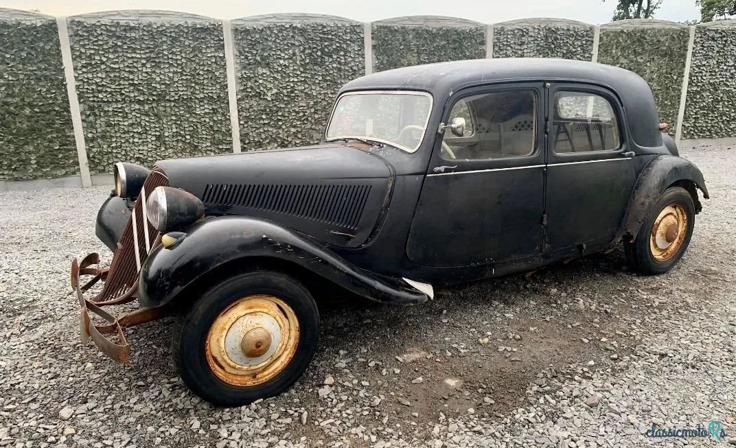 1956' Citroen Traction 11B photo #4