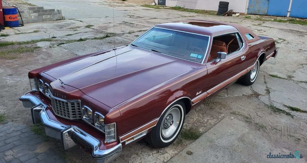 1975' Ford Thunderbird photo #1