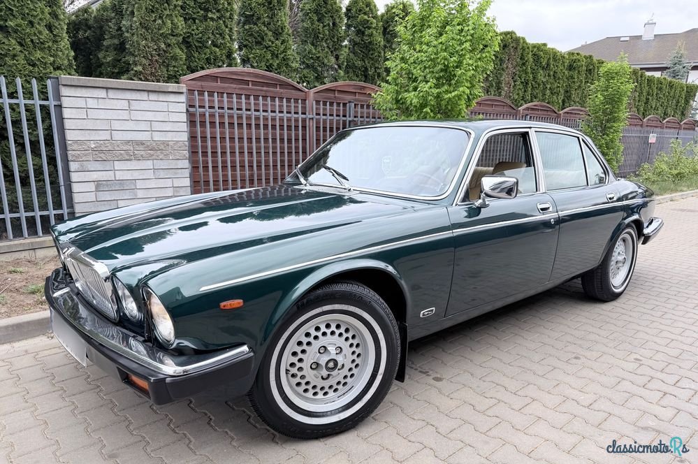 1980' Jaguar XJ photo #1