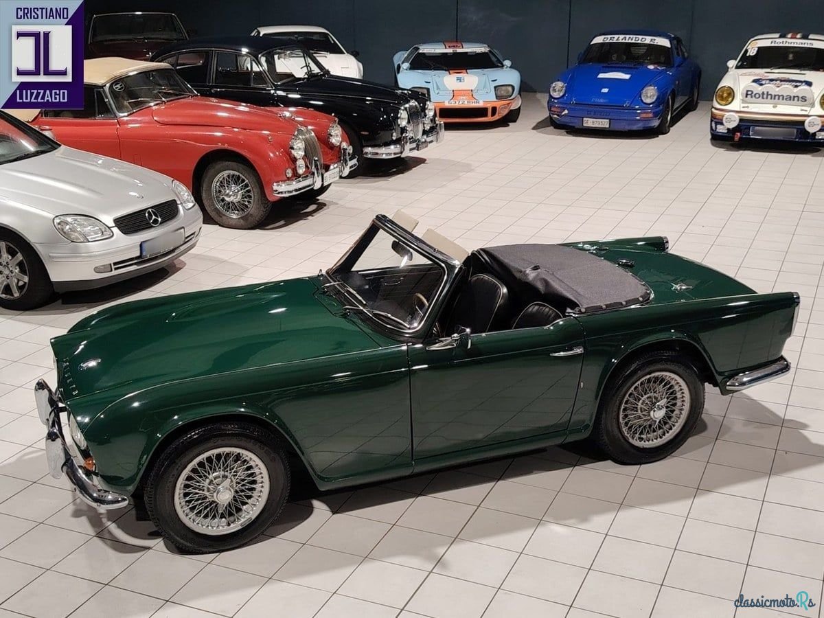 1962' Triumph TR4 photo #3