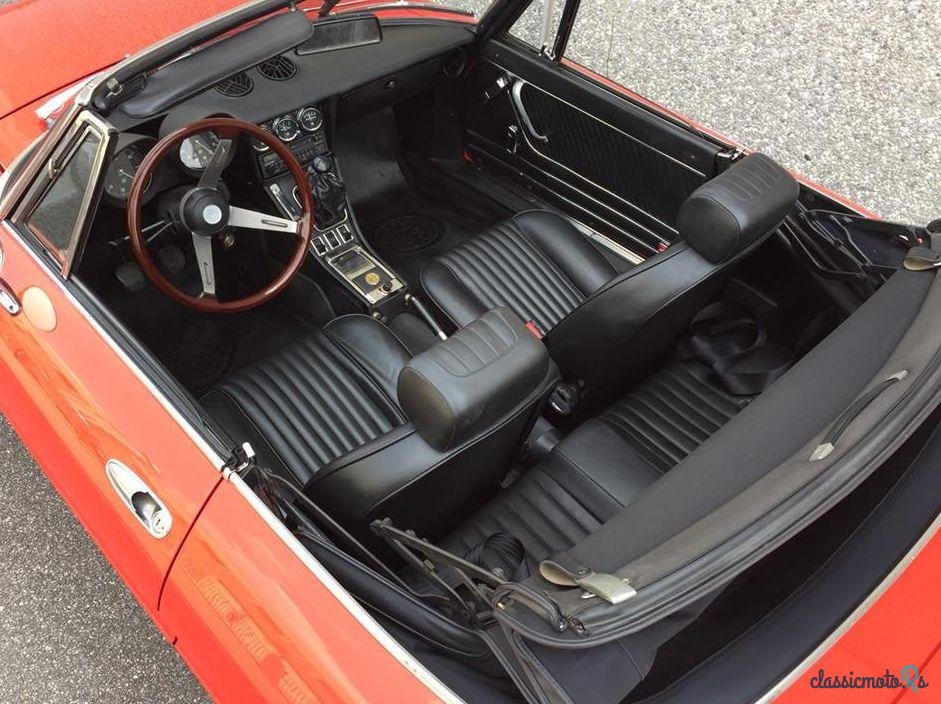 1975' Alfa Romeo 2000 Coda Tronca 2000 Veloce photo #3