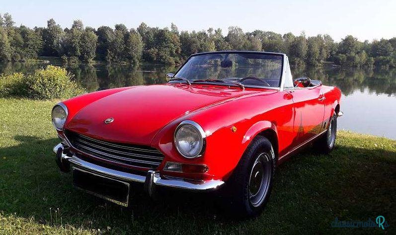 1969' Fiat 124 Spider photo #1