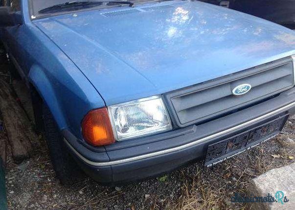 1985' Ford Orion photo #3